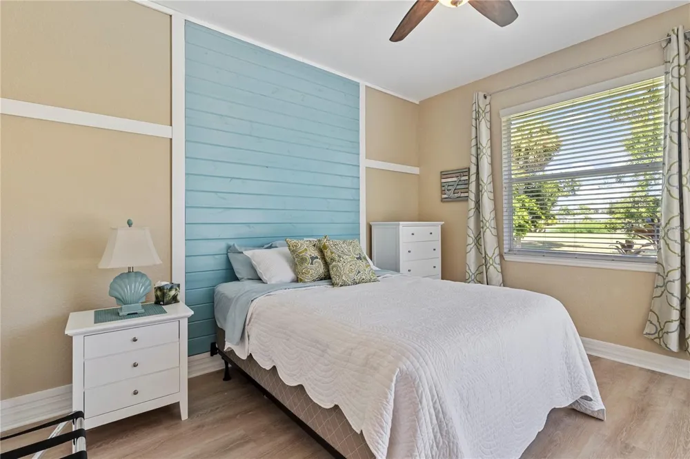 40 CLUBHOUSE COURT Rotonda West, FL 33947