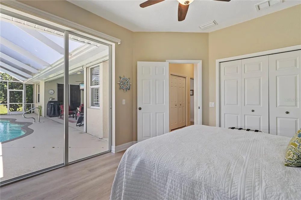 40 CLUBHOUSE COURT Rotonda West, FL 33947