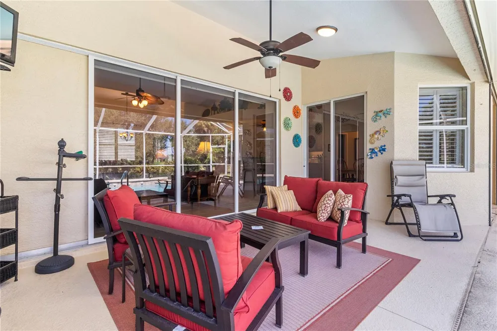 40 CLUBHOUSE COURT Rotonda West, FL 33947