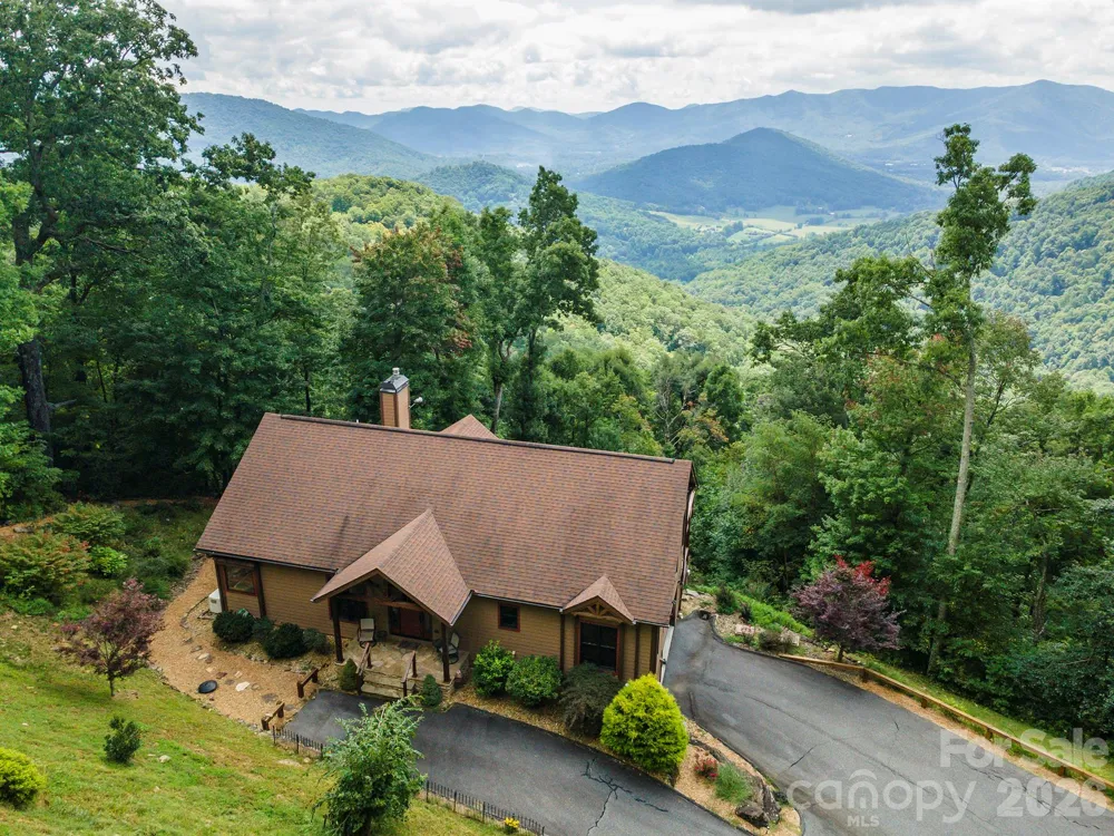 30 Wedgewood Terrace Black Mountain, NC 28711