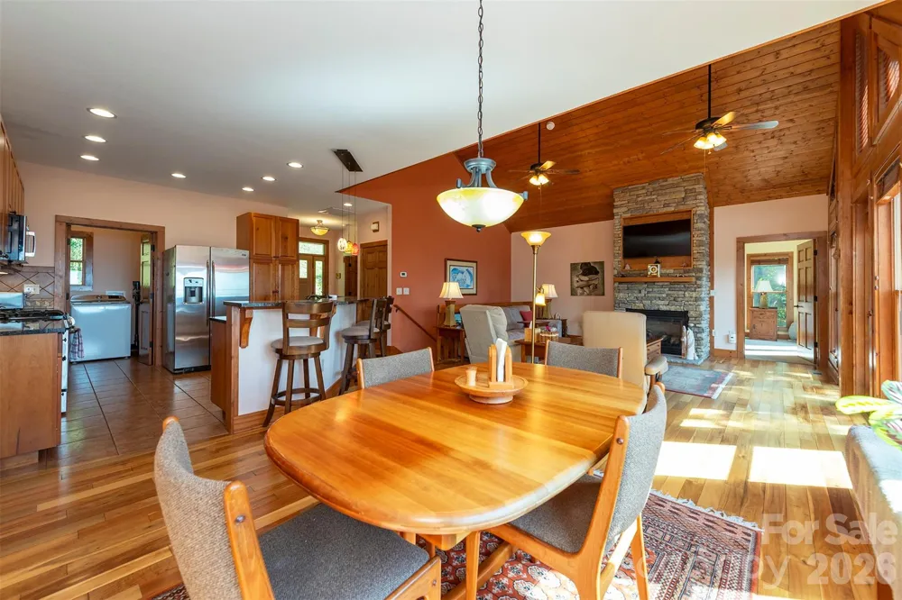 30 Wedgewood Terrace Black Mountain, NC 28711