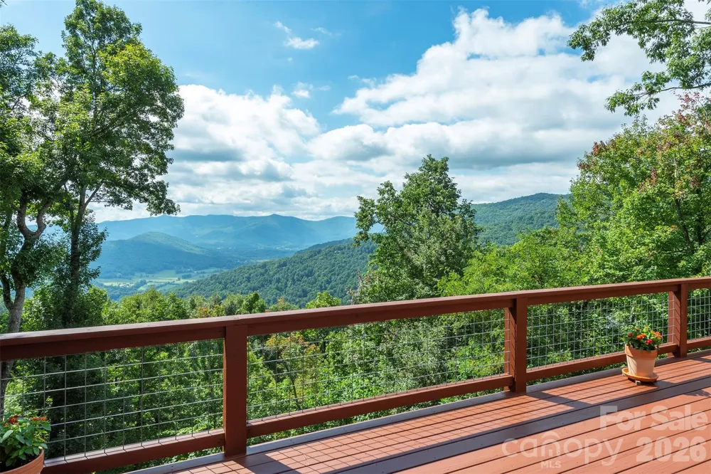 30 Wedgewood Terrace Black Mountain, NC 28711