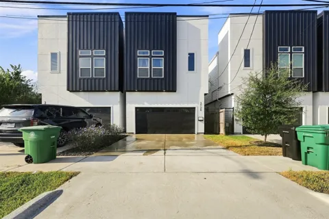 3726 Noah Street