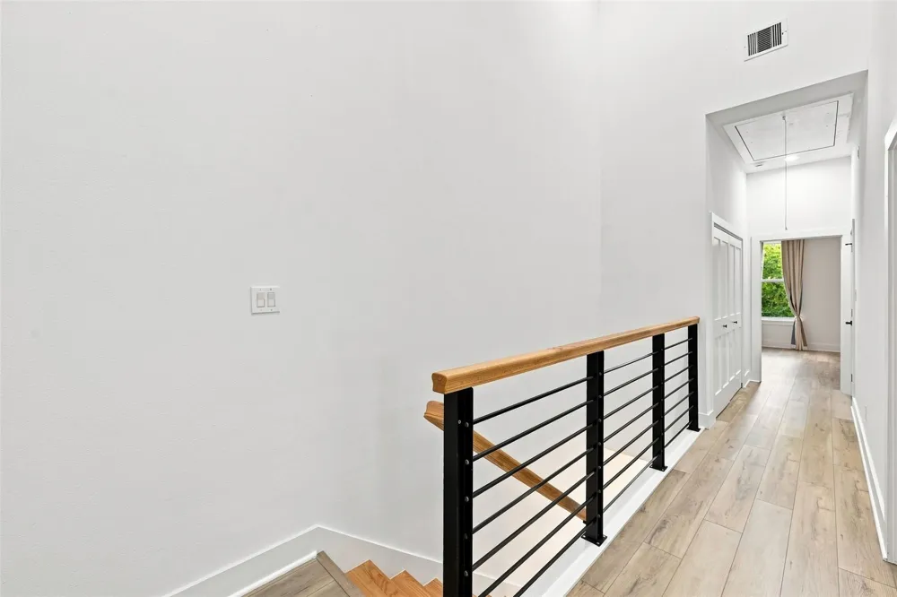 3726 Noah Street Houston, TX 77021