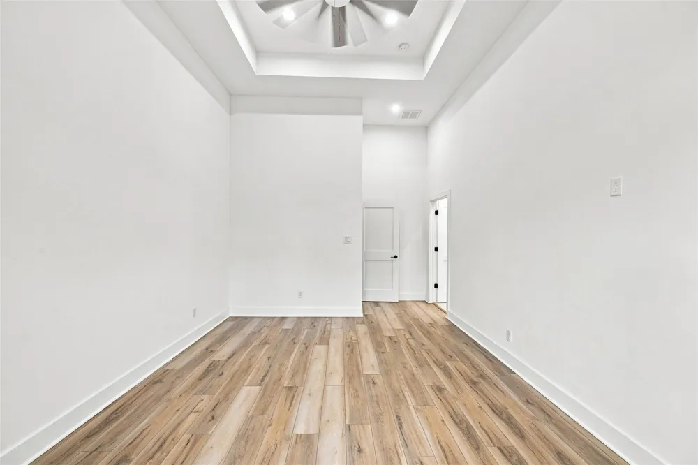 3726 Noah Street Houston, TX 77021