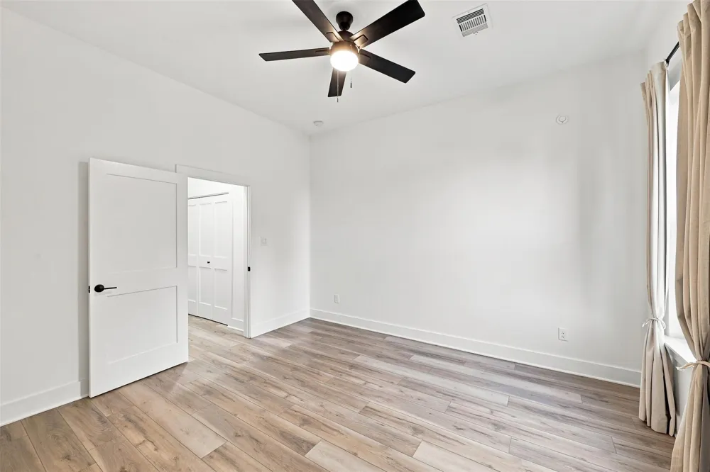 3726 Noah Street Houston, TX 77021