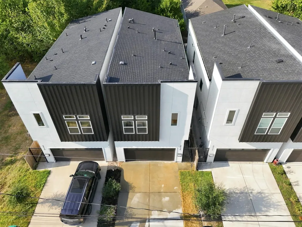 3726 Noah Street Houston, TX 77021
