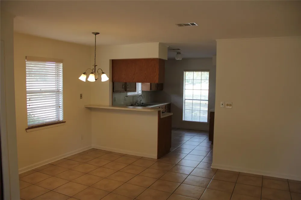 2160 Farm To Market Road 949 Alleyton, TX 78934