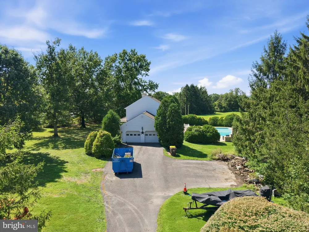 3301 MILLER ROAD Pennsburg, PA 18073