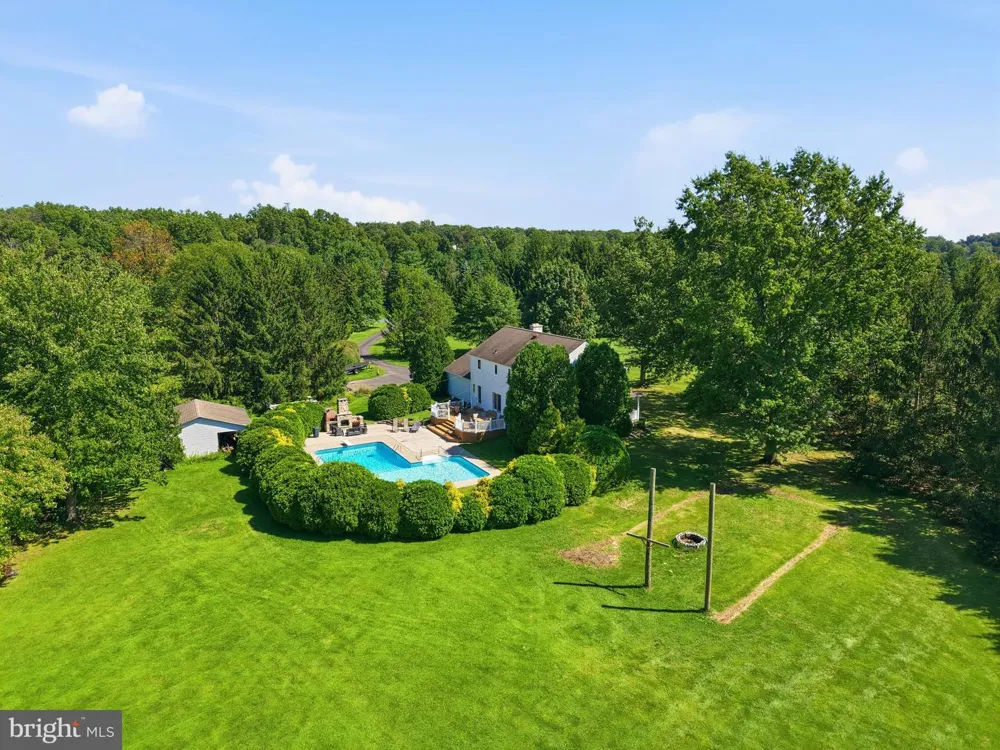 3301 MILLER ROAD Pennsburg, PA 18073