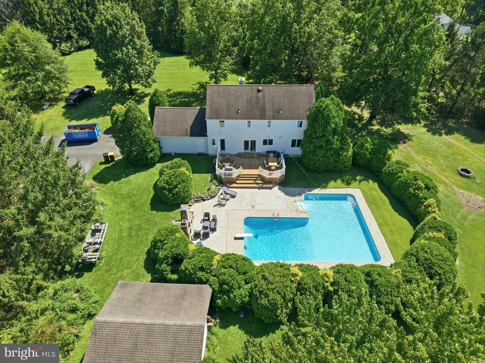 3301 MILLER ROAD Pennsburg, PA 18073