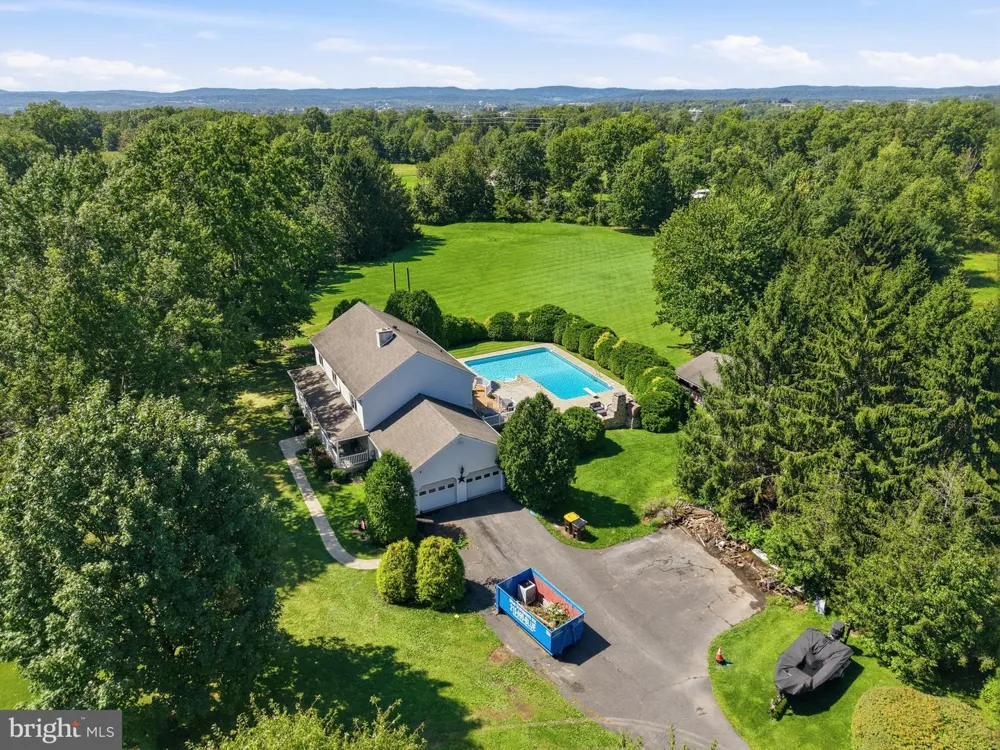 3301 MILLER ROAD Pennsburg, PA 18073