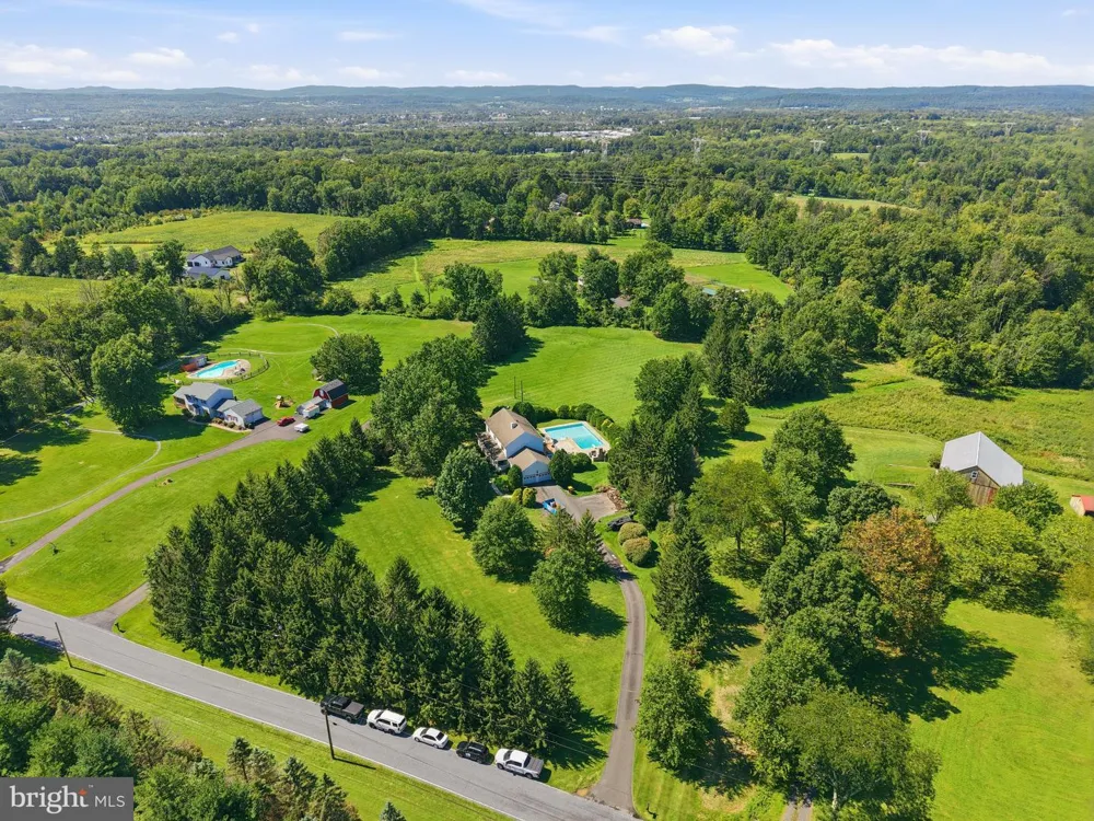 3301 MILLER ROAD Pennsburg, PA 18073