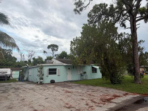 3082 Reo Lane