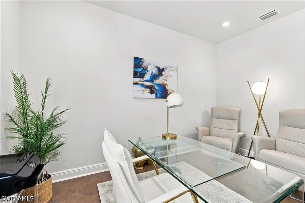 Mustique Lane Naples, FL 34114