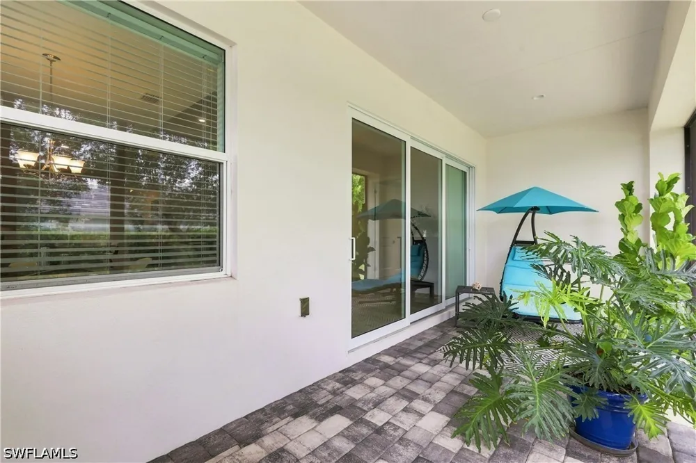 Mustique Lane Naples, FL 34114