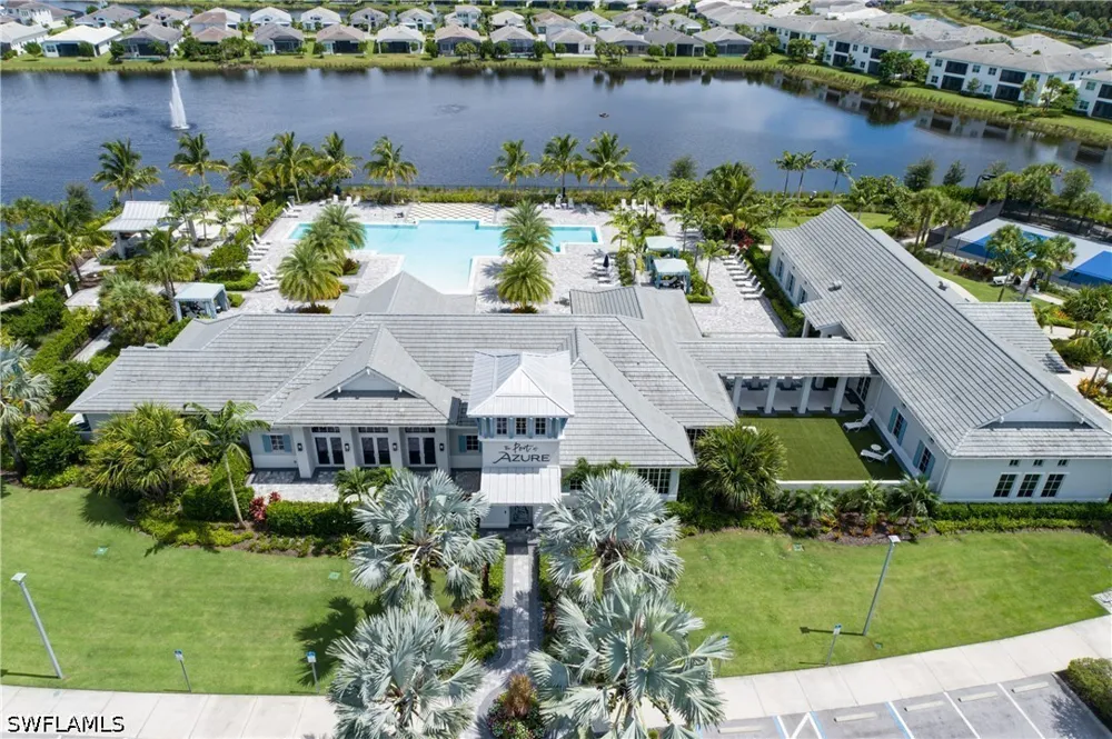 Mustique Lane Naples, FL 34114