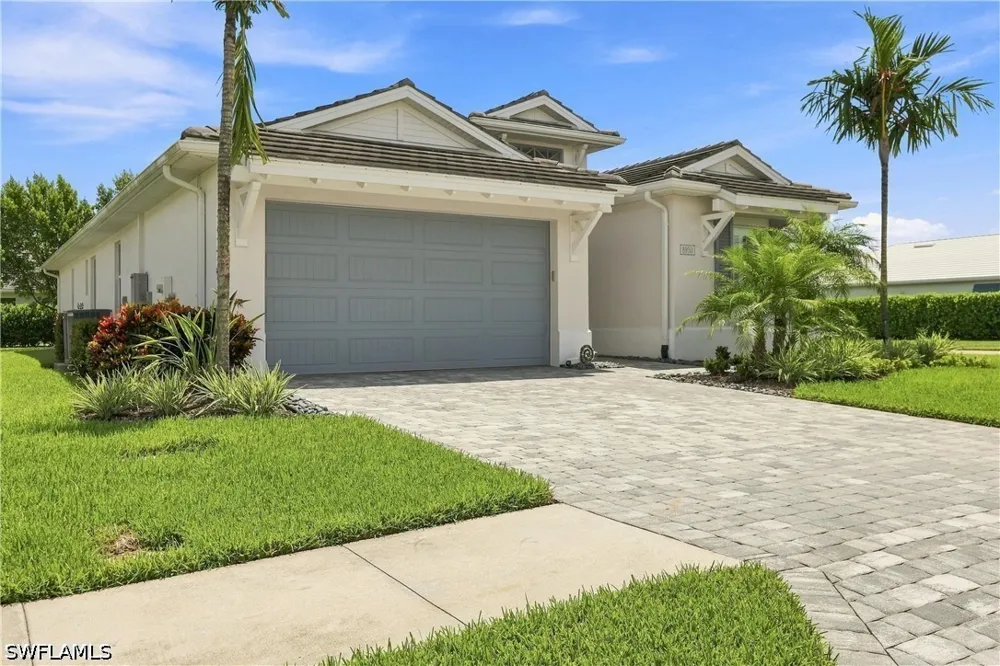 Mustique Lane Naples, FL 34114