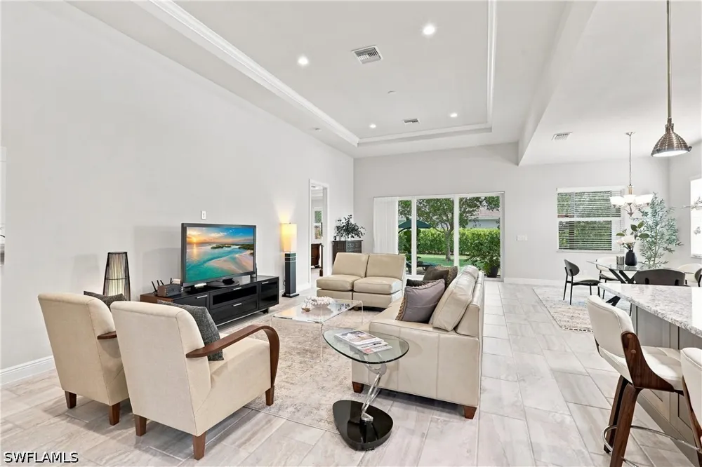 Mustique Lane Naples, FL 34114