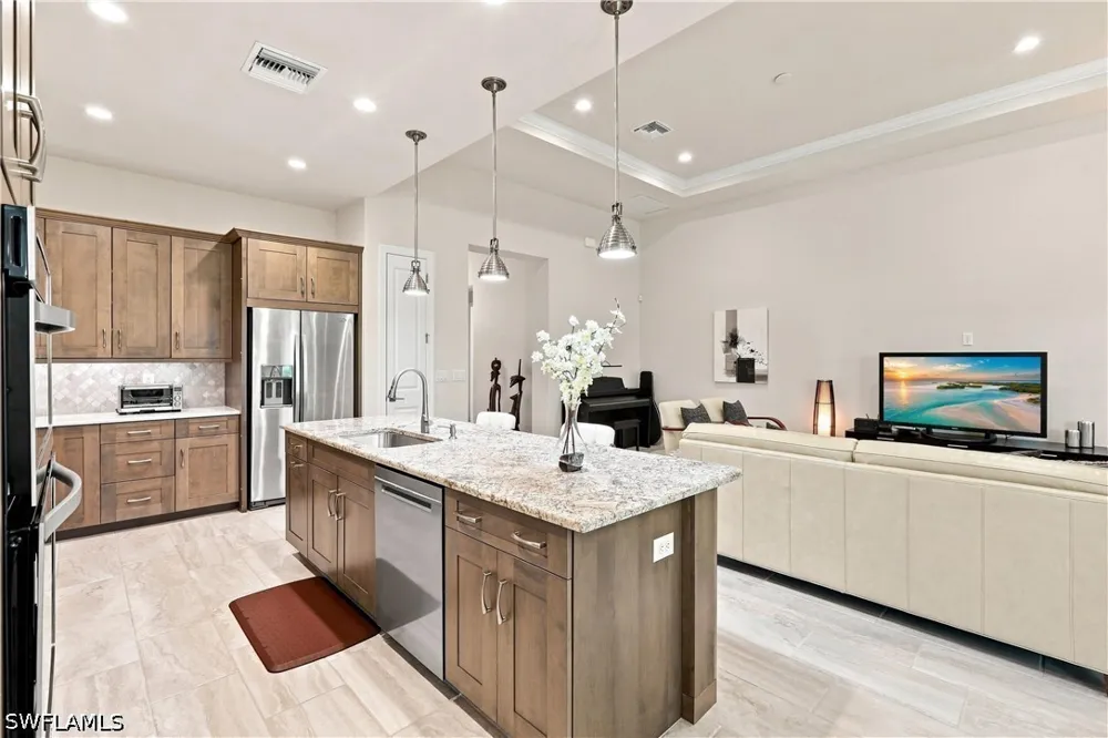 Mustique Lane Naples, FL 34114