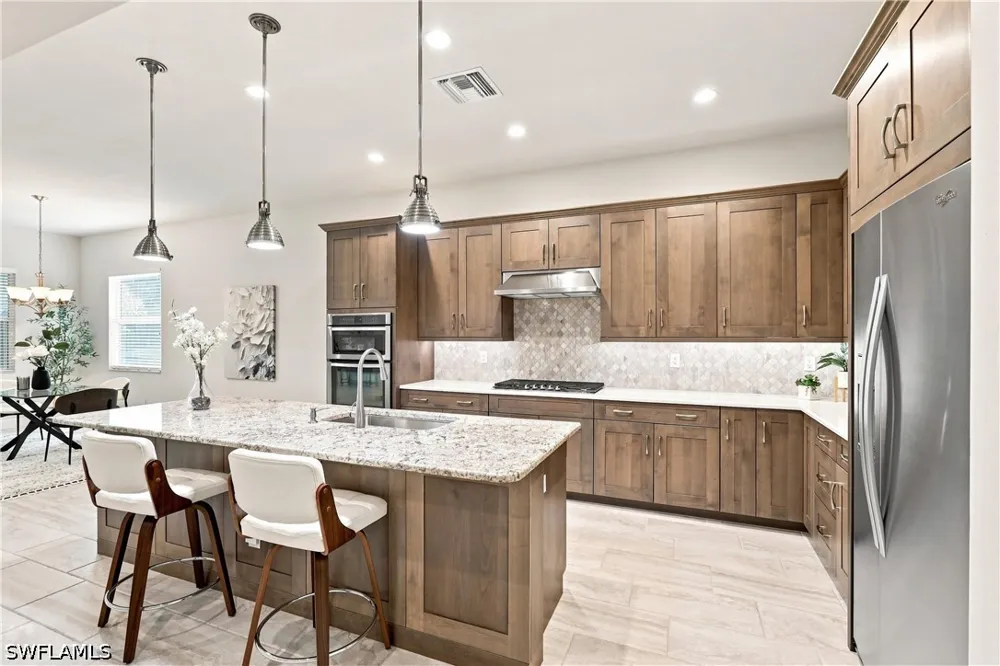 Mustique Lane Naples, FL 34114