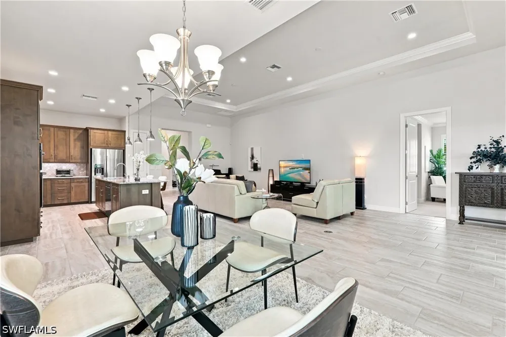 Mustique Lane Naples, FL 34114