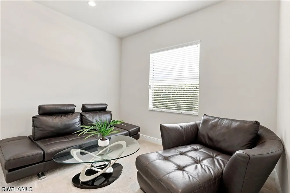 Mustique Lane Naples, FL 34114