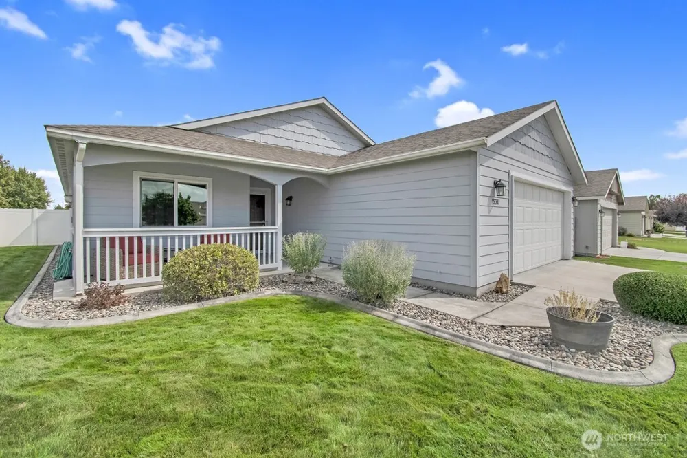 1534 Larkspur Drive Richland, WA 98352
