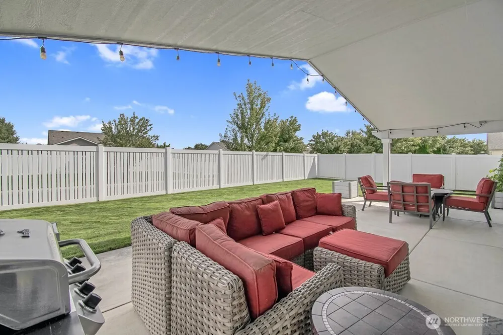 1534 Larkspur Drive Richland, WA 98352