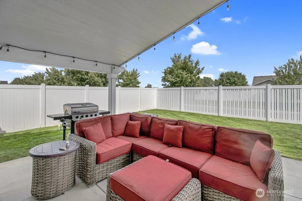 1534 Larkspur Drive Richland, WA 98352