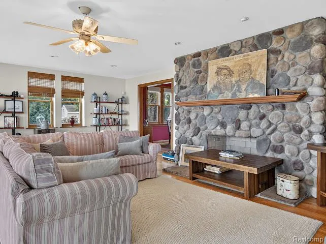 3008 Lakeshore Drive Frenchtown Township, MI 48162