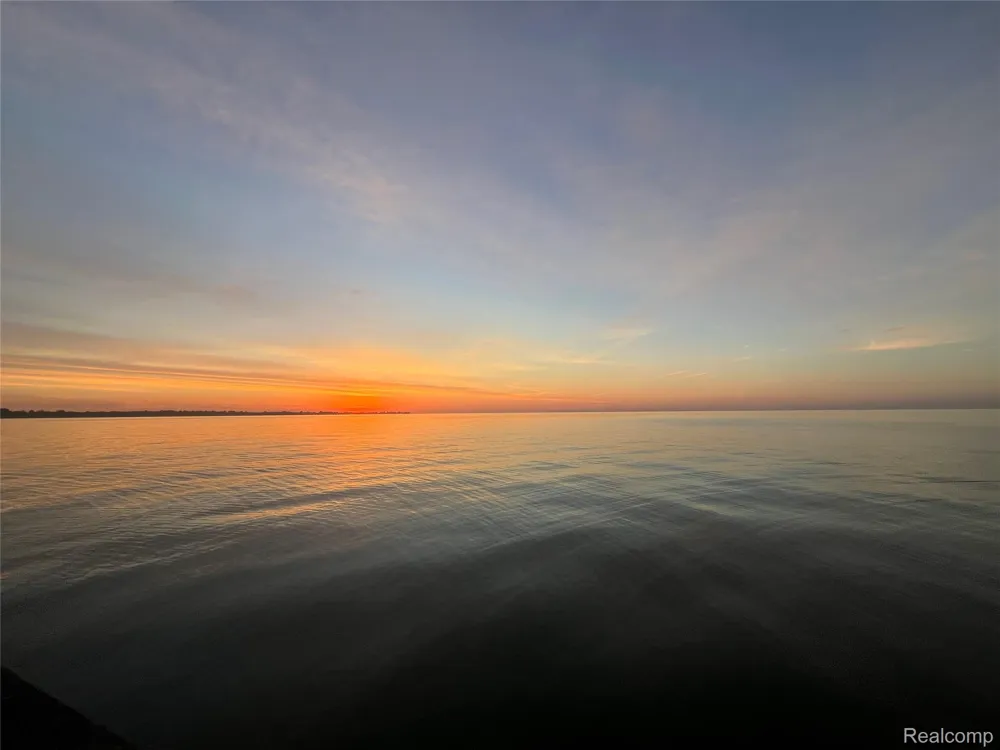 3008 Lakeshore Drive Frenchtown Township, MI 48162