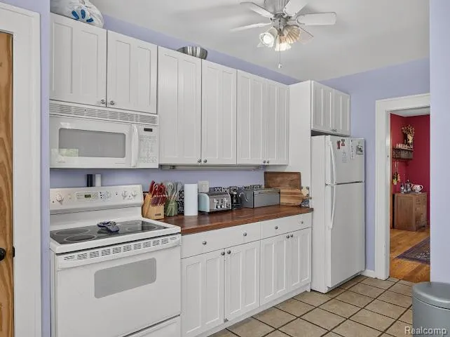 3008 Lakeshore Drive Frenchtown Township, MI 48162
