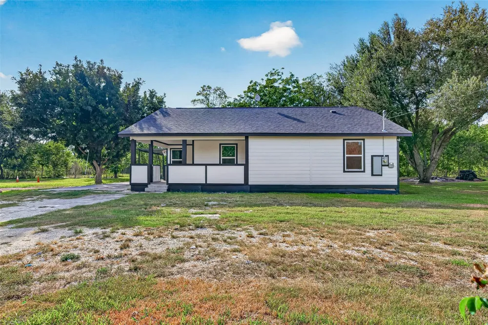 4739 Fm 1096 Road Boling, TX 77420