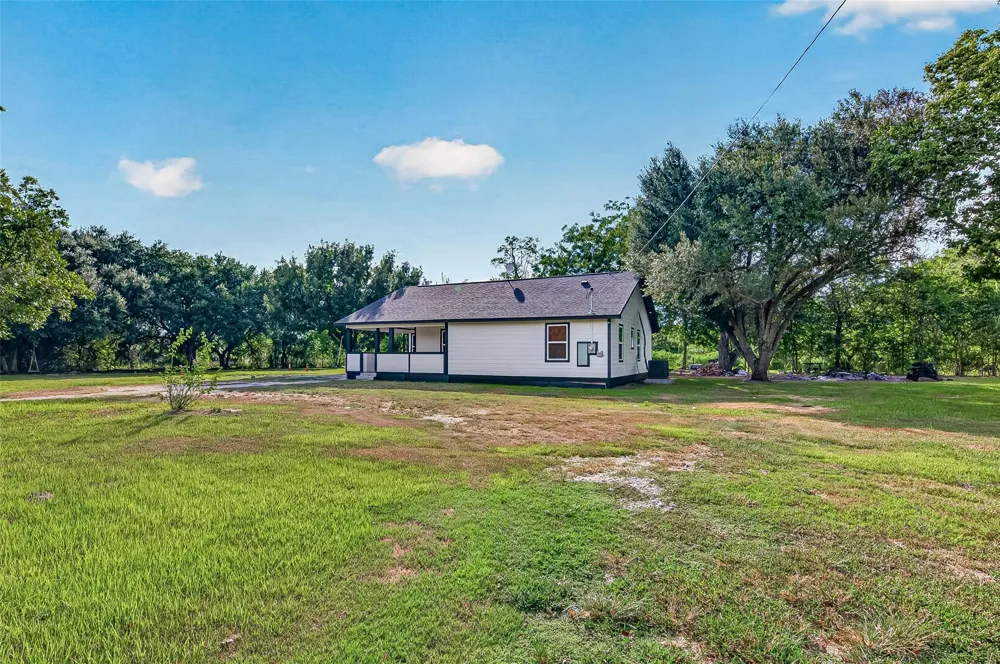 4739 Fm 1096 Road Boling, TX 77420