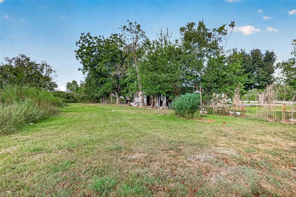 4739 Fm 1096 Road Boling, TX 77420