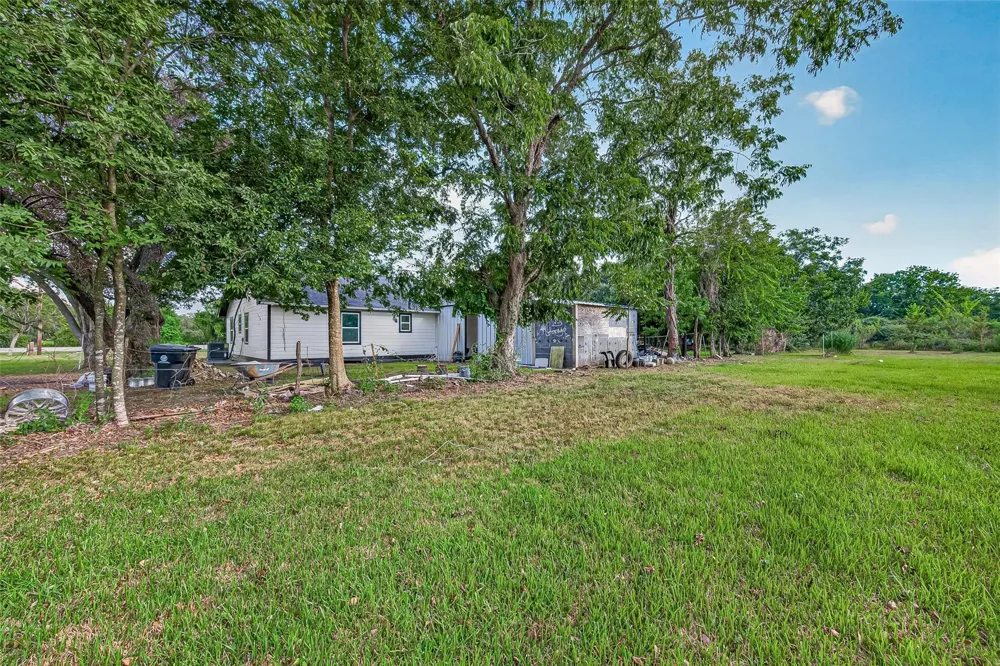 4739 Fm 1096 Road Boling, TX 77420