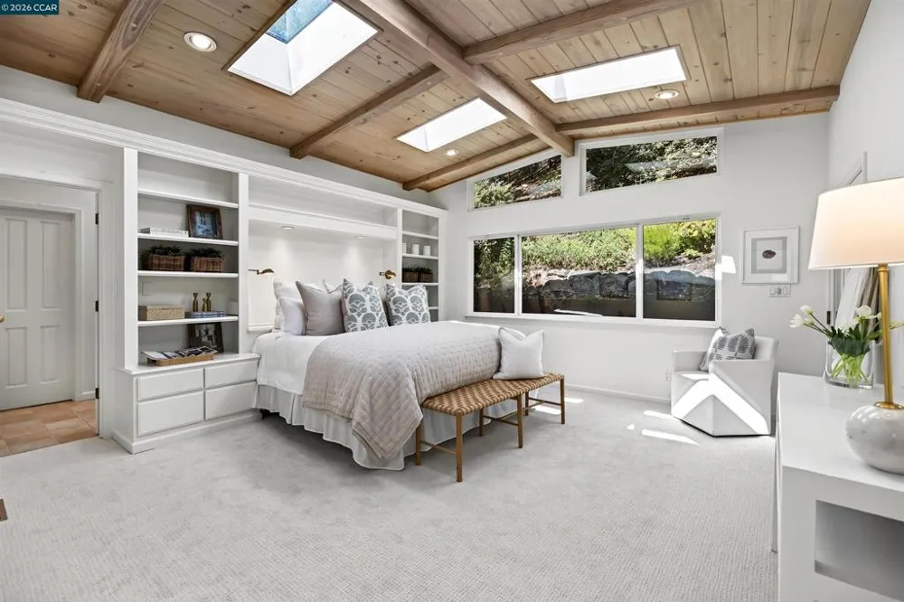 456 Camino Sobrante Orinda, CA 94563