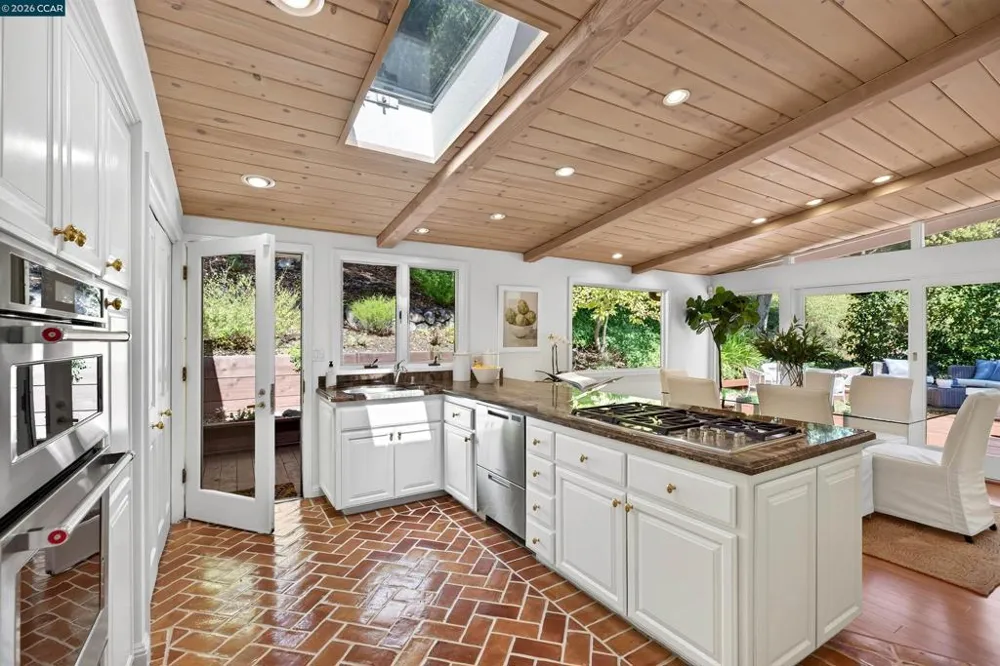 456 Camino Sobrante Orinda, CA 94563