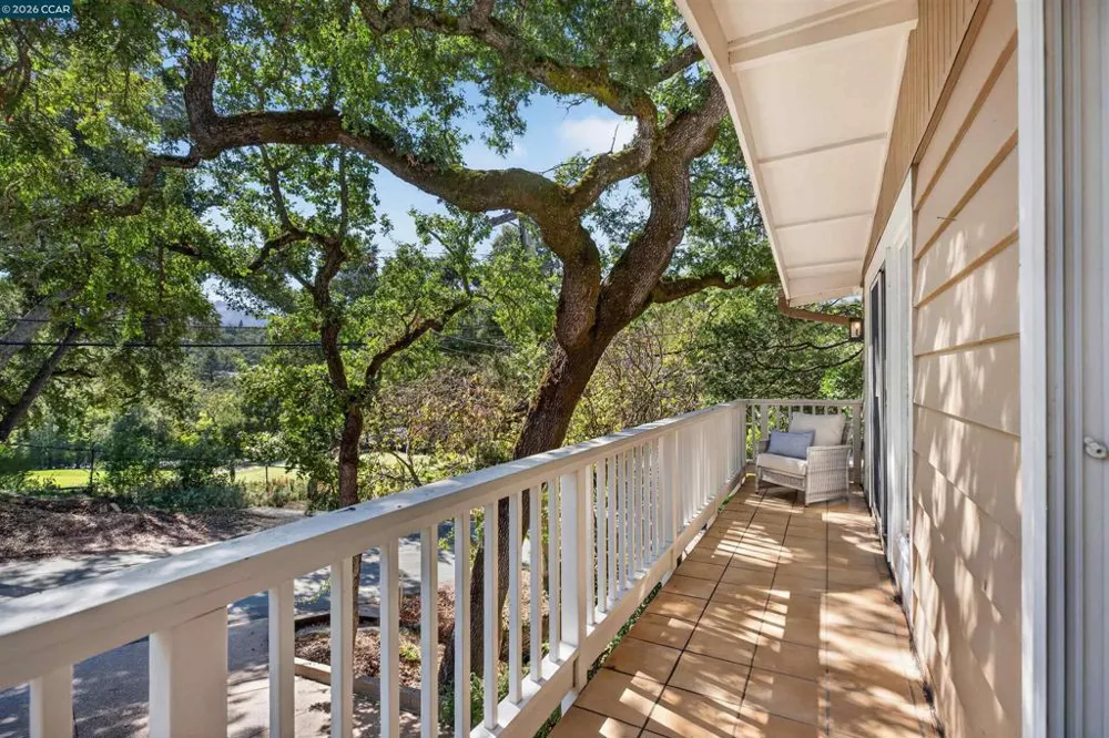 456 Camino Sobrante Orinda, CA 94563