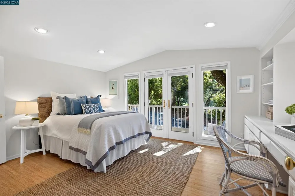 456 Camino Sobrante Orinda, CA 94563