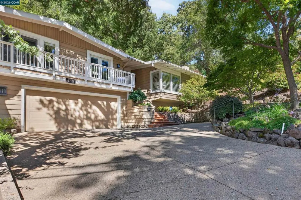 456 Camino Sobrante Orinda, CA 94563