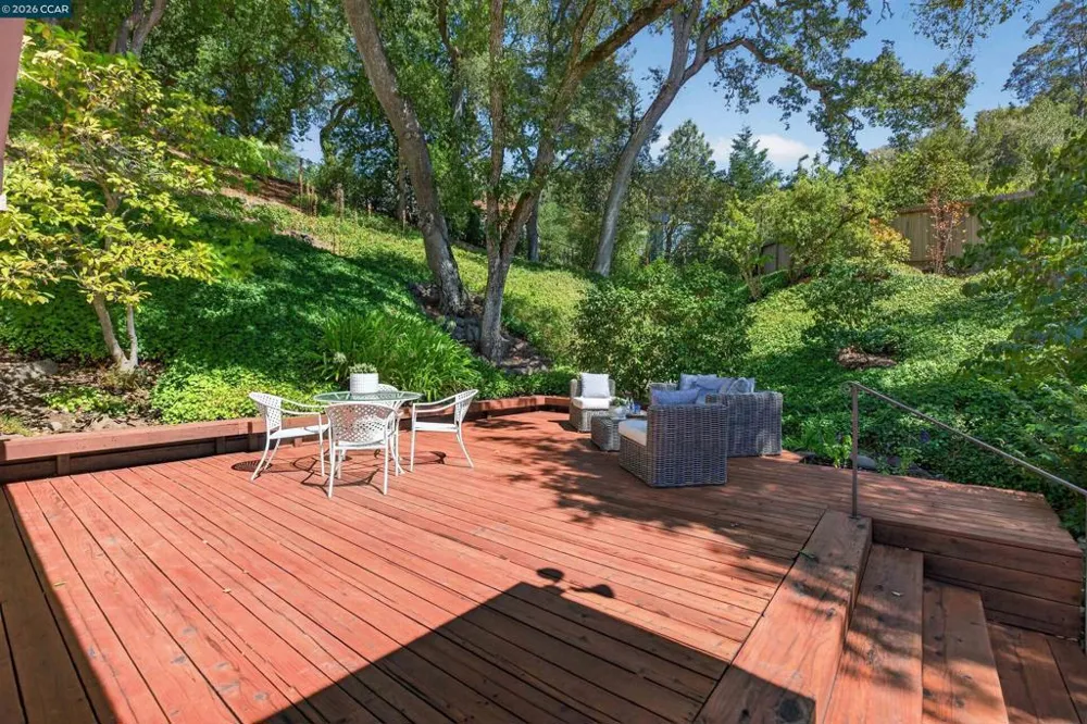 456 Camino Sobrante Orinda, CA 94563