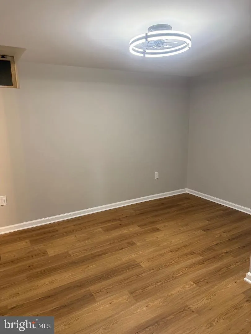 8093 MEETZE ROAD Warrenton, VA 20187