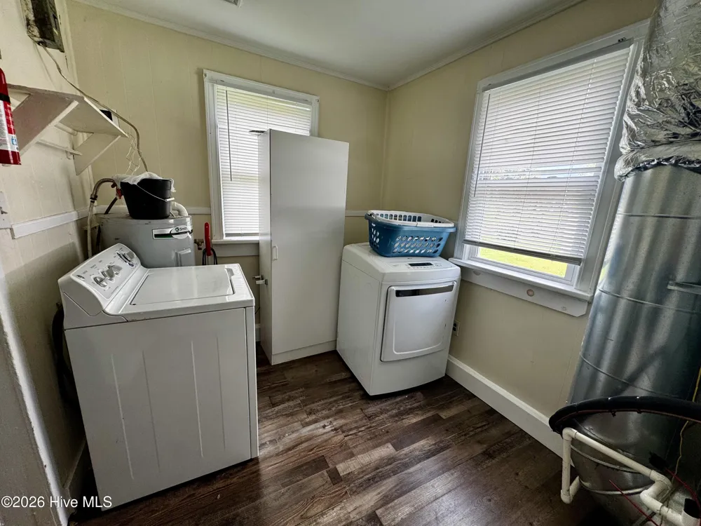 616 Cardwell Street Elizabeth City, NC 27909