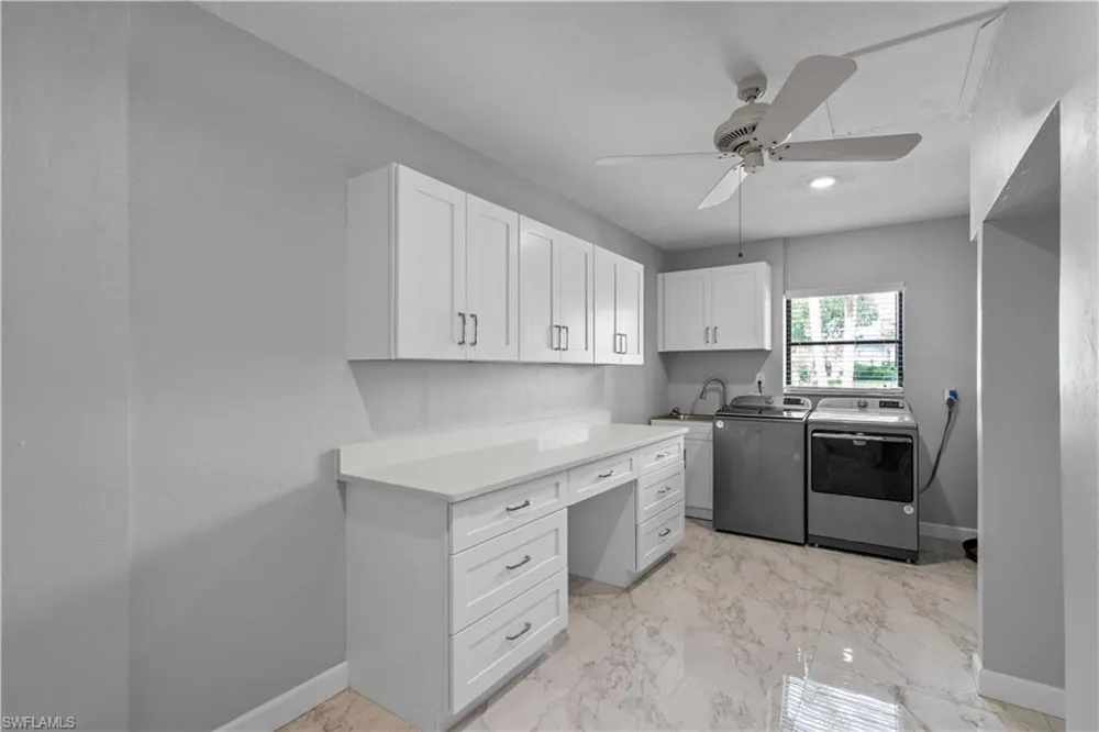 3209 W Riverside Drive Fort Myers, FL 33901