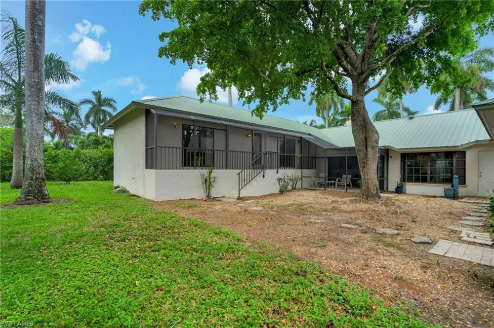 3209 W Riverside Drive Fort Myers, FL 33901