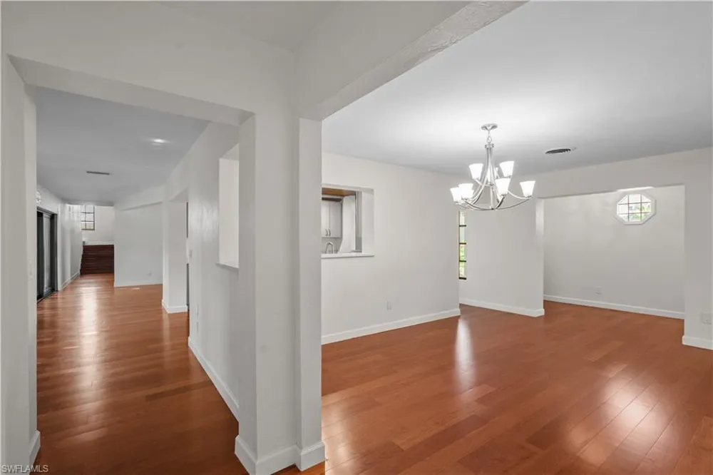3209 W Riverside Drive Fort Myers, FL 33901