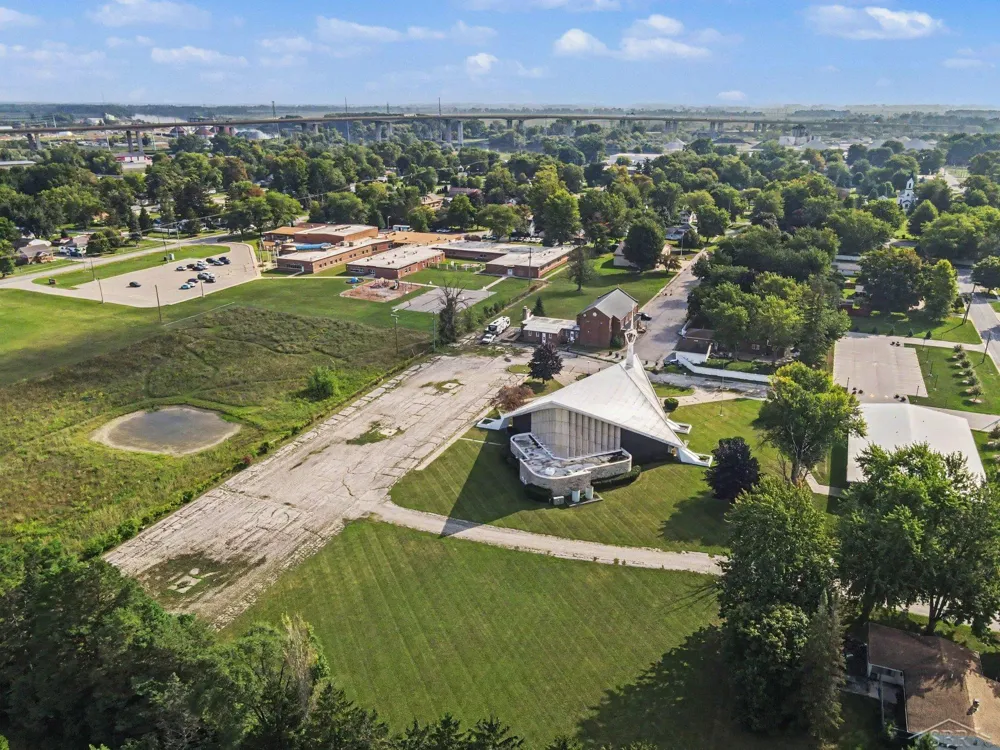 511 W Cornell Street Saginaw City, MI 48604