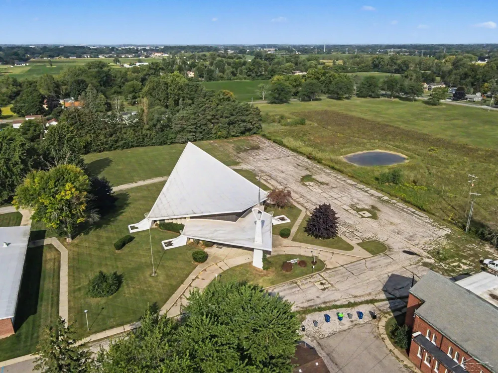 511 W Cornell Street Saginaw City, MI 48604